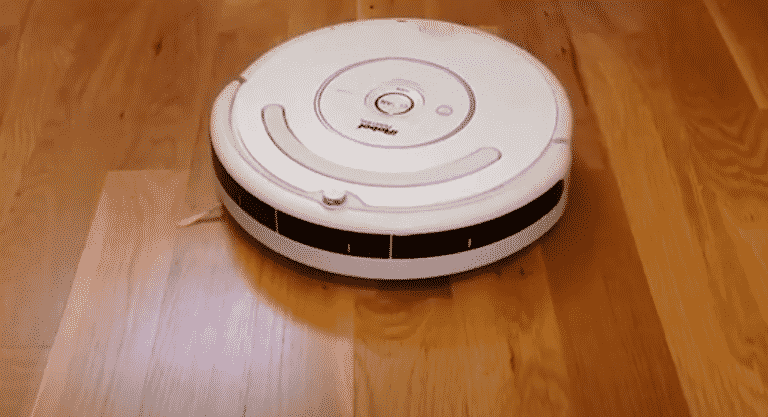 Roomba Will Not Move Forward 768x417 